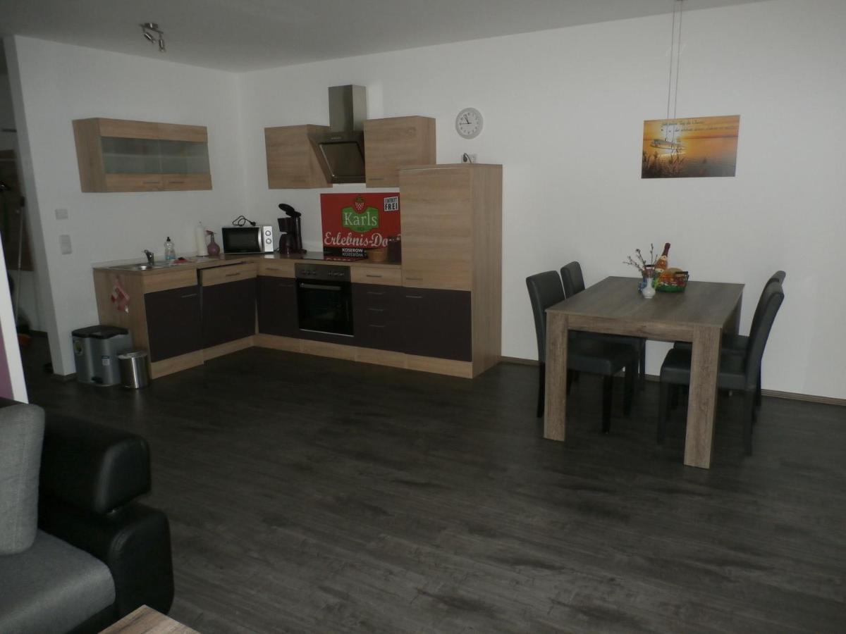 Ferienwohnung am Seglerhafen Peenemünde Exterior foto
